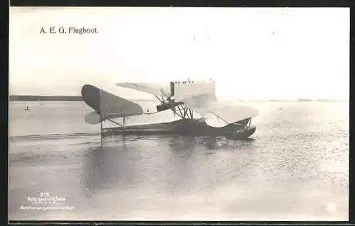 Foto-AK Sanke Nr. 315: A.E.G. Flugboot bei der Landung