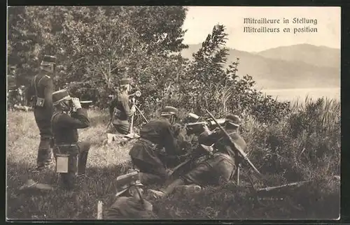 AK Schweizer Soldaten in einer MG-Stellung