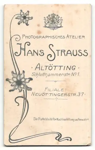 Fotografie Hans Strauss, Altötting, Portrait junger Mann mit gezwirbeltem Oberlippenbart