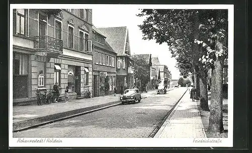 AK Hohenwestedt, Teilansicht Friedirchstrasse mit Autos