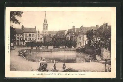 AK Moulins-la-Marche, L'Abrouvoir et place du Carrefour