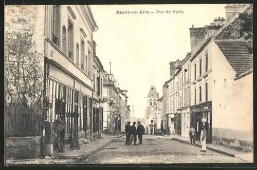 AK Rozoy-en-Brie, Rue de Paris, Strassenpartie