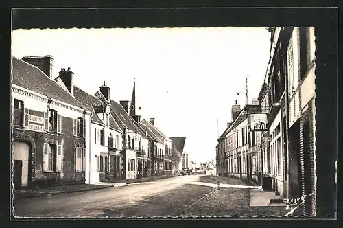 AK Champrond, La rue principale, Strassenpartie