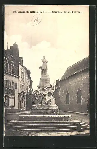 AK Nogent-le-Rotrou, Monument de Paul Deschanel