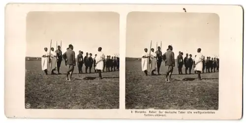 Stereo-Fotografie unbekannter Fotograf, Rabat, Der deutsche Taber - weissgekleideten Sultans-Sklaven