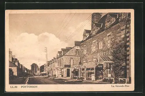 AK Pontorson, La Grande-Rue