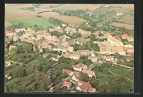 AK Montainville, Gesamtansicht mit Kirche des 16.Jhd.