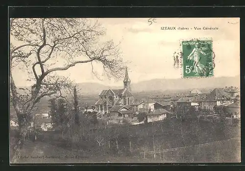 AK Izeaux, Vue Générale, Kirche im Ortsbild