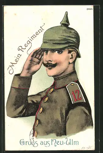 AK Neu-Ulm, Soldat des 12. Regiments in Uniform mit Pickelhaube