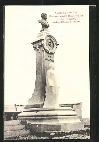 AK Avesnes sur Helpe, Monument eleve a Messieurs Ernest et Leon Guillemin