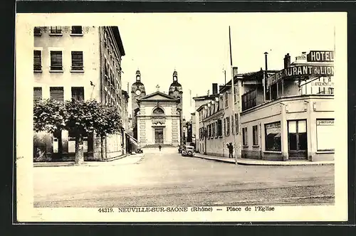 AK Neuville-sur-Saone, Place de l`Eglise, Hotel-Restaurant du Lion