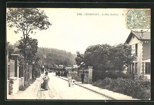 AK Champigny, La Rue de Sucy, Strassenpartie