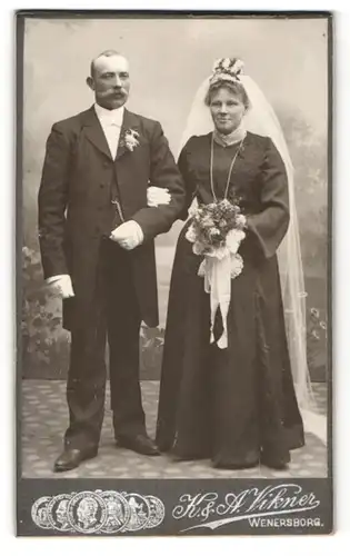 Fotografie K. & A. Vikner, Wenersborg, Portrait Braut und Bräutigam, Hochzeit