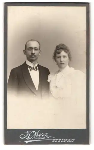 Fotografie K. Merz, Steinau, Portrait bürgerliche Eheleute