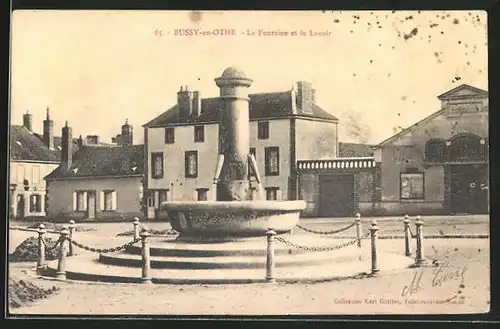 AK Bussy-en-Othe, La Fontaine et le Lavoir