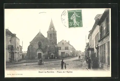 AK Ozoir-la-Ferrière, Place de l` Eglise