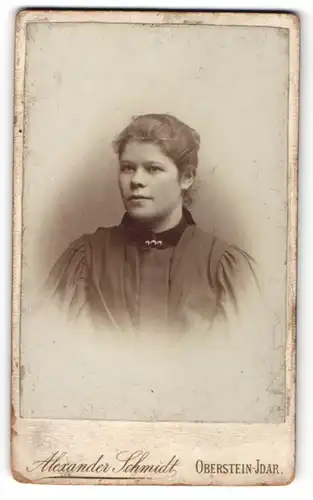Fotografie Alexander Schmidt, Oberstein-Idar, Portrait junge bürgerliche Dame mit zurückgebundenem Haar