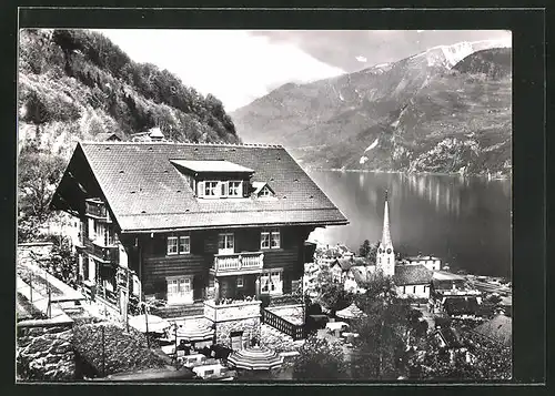 AK Mühlehorn, Kurhaus-Pension Ruobstei mit Blick auf den Ort