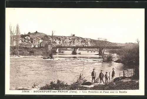AK Rochefort-sur-Nenon, Les Moulins et Pont sur le Doubs