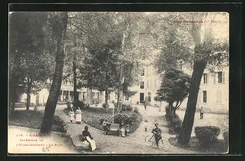 AK Siradan, Interieur de l`Etablissement, le Parc