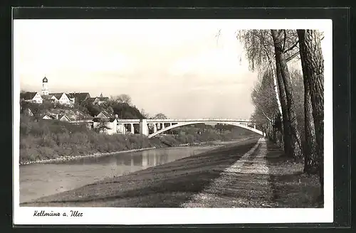 AK Kellmünz a. Iller, Blick über die Iller zum Ort mit Brücke