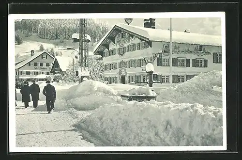 AK Oberstaufen im Allgäu, Marktplatz im Winter