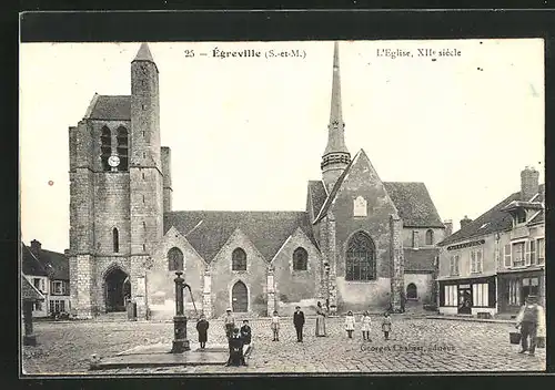 AK Égreville, L`Eglise, XII siècle