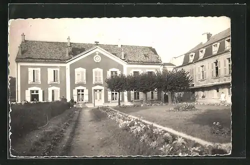 AK Pontchartrain, Hopital Saint-Louis