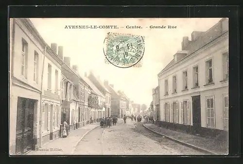 AK Avesnes-le-Comte, Centre, Grande Rue, Strassenpartie im Zentrum