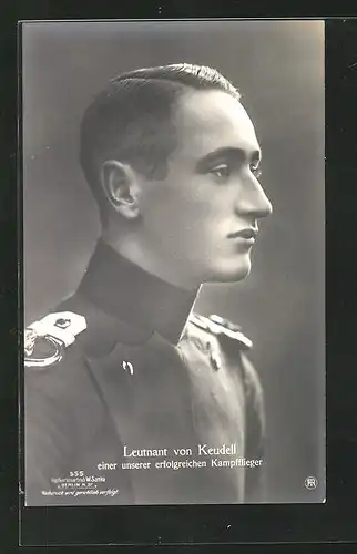 Foto-AK Sanke Nr. 555: Leutnant von Keudell in Uniform, erfolgreicher Kampfflieger