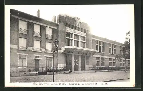 AK Creteil, Les Ecoles, Avenue de la Republique