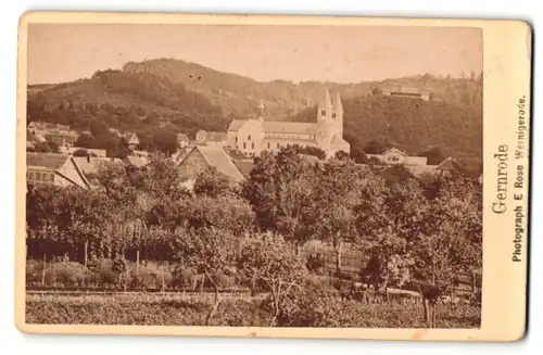 Fotografie E. Rose, Wernigerode, Ansicht Gernrode, Ortsansicht mit Kathedrale