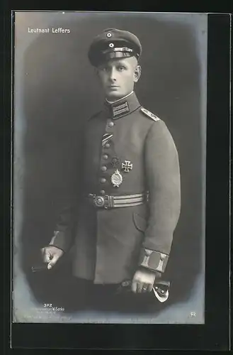 Foto-AK Sanke Nr. 372: Leutnant Leffers, Kampfflieger