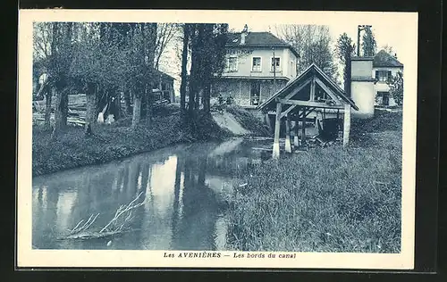 AK Les Avenieres, Les bords du canal