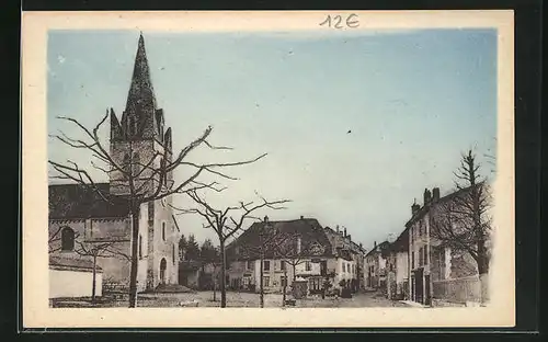 AK Virieu-sur-Bourbre, La Place et l`Eglise