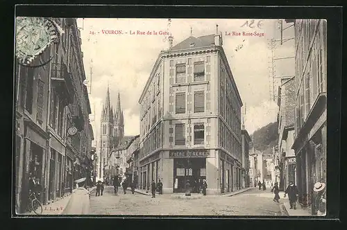 AK Voiron, La Rue de la Gare et la Rue Rose-Sage