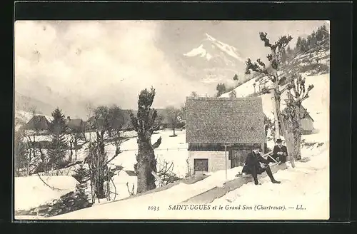 AK Saint-Ugues, Ortsansicht mit Grand Som im Winter