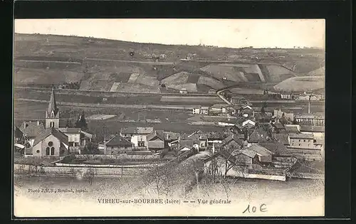 AK Virieu-sur-Bourbre, Vue generale