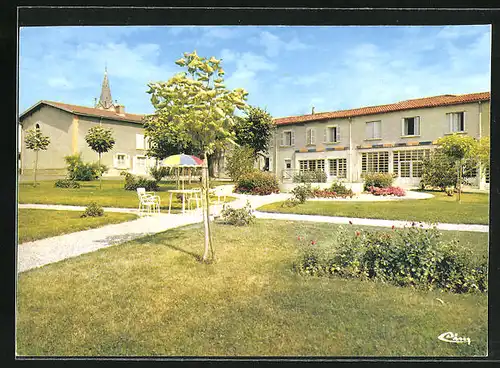AK Les Roches de Condrieu, Maison de Repos Hotel St-Prim, Jardin