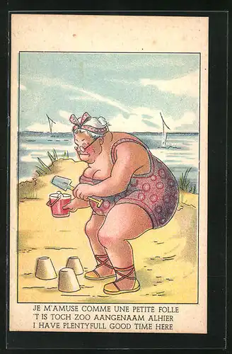 AK Übergewichtige spielt am Strand mit Eimerchen und Schaufel