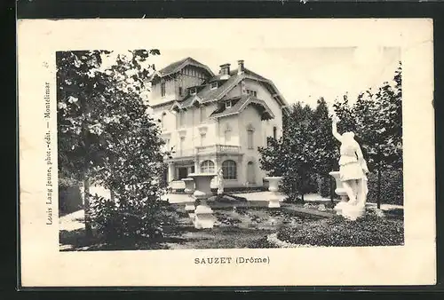 AK Sauzet, Villa mit Blick in den Park