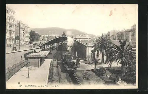 AK Cannes, La Gare, Motiv vom Bahnhof