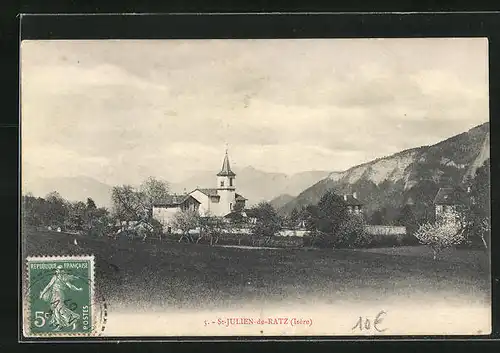 AK St. Julien-de-Ratz, Ortsansicht mit Blick zur Kirche