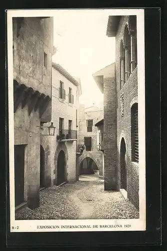 AK Barcelona, Exposicion Internacional 1929, Pueblo Espagnol, Bajada de Cervantes
