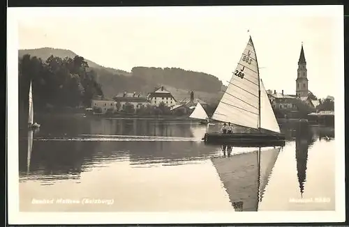 AK Mattsee, Seebad Mattsee mit Segelbooten und Blick auf Kirche