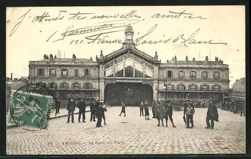 AK Amiens, La Gare du Nord, Leute am Bahnhof