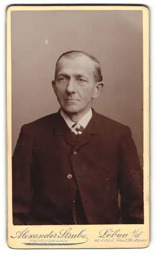 Fotografie Alexander Strube - Löbau, Portrait eines älteren Mannes mit grossen Ohren