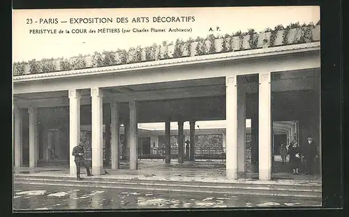 AK Paris, Exposition des Arts décoratifs 1925, Pèristyle de la Cour des Mètiers