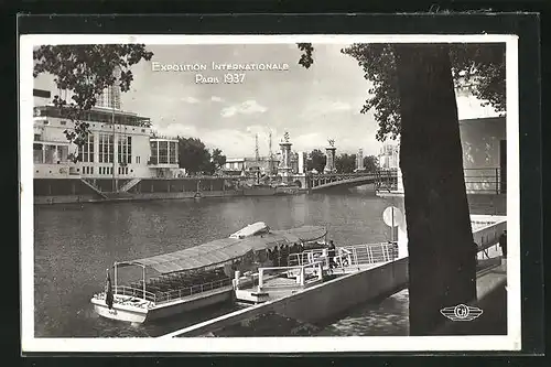 AK Paris, Exposition internationale 1937, l`Embarcadere de Vedettes