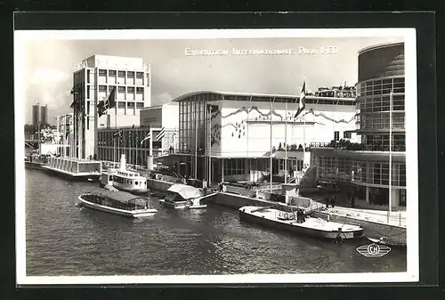 AK Paris, Exposition internationale 1937, Pavillon de Suisse et D`Italie, vue du Pont D`Iena